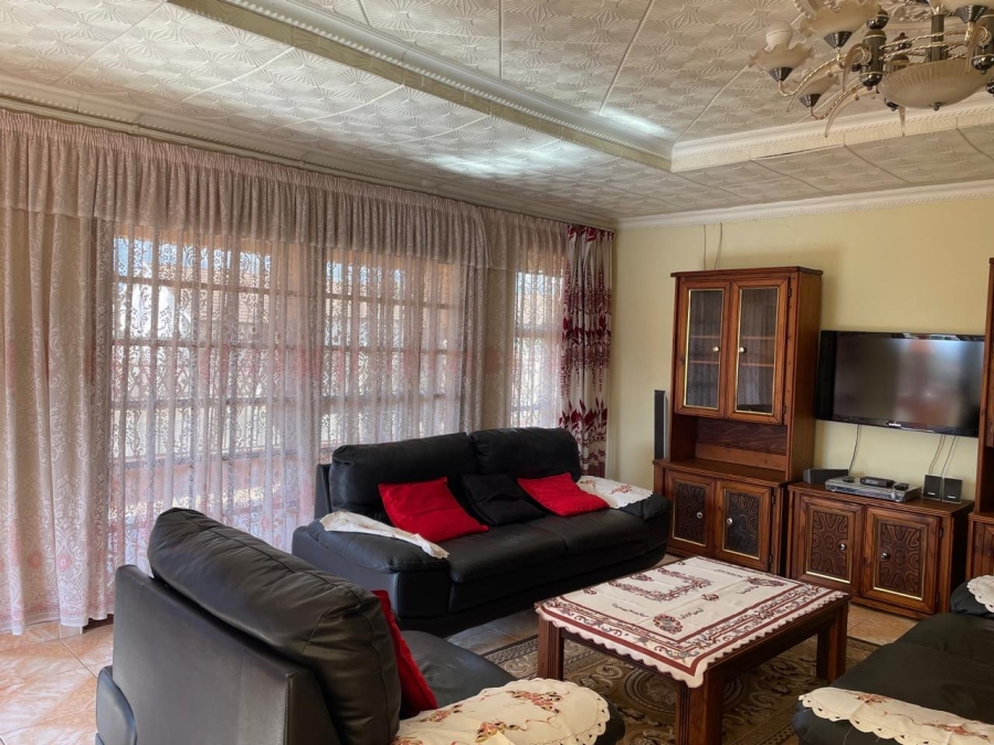 3 Bedroom Property for Sale in Mogwase Unit 4 North West